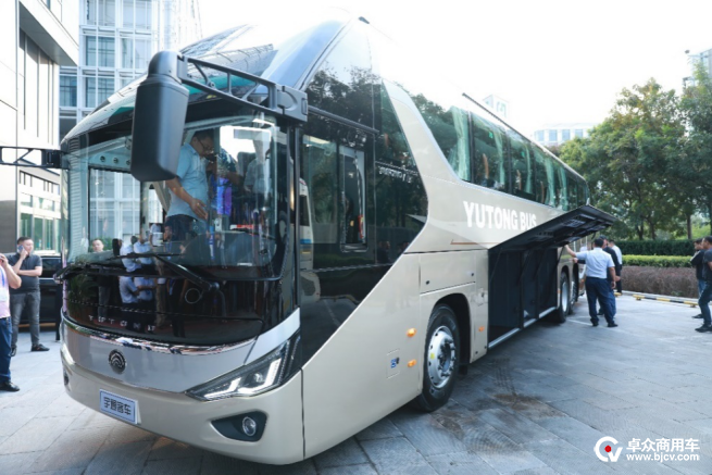发布最新款旅游客车!宇通客车旅游新品上市品鉴会在天津举行