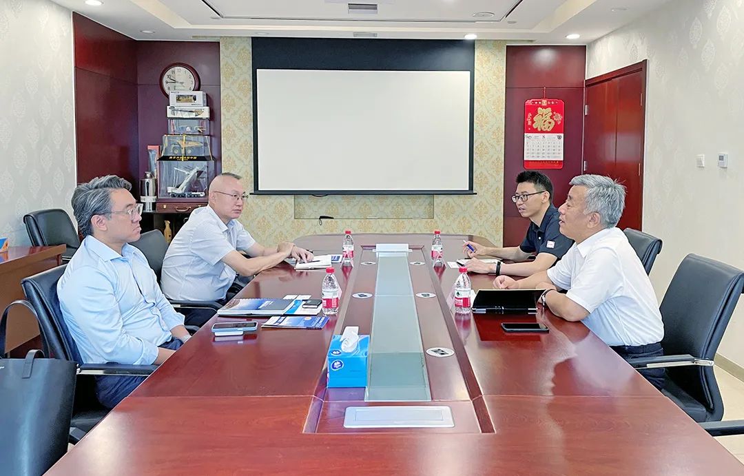 利氏中国&日本区总经理王洵一行到访协会_匠客工程机械