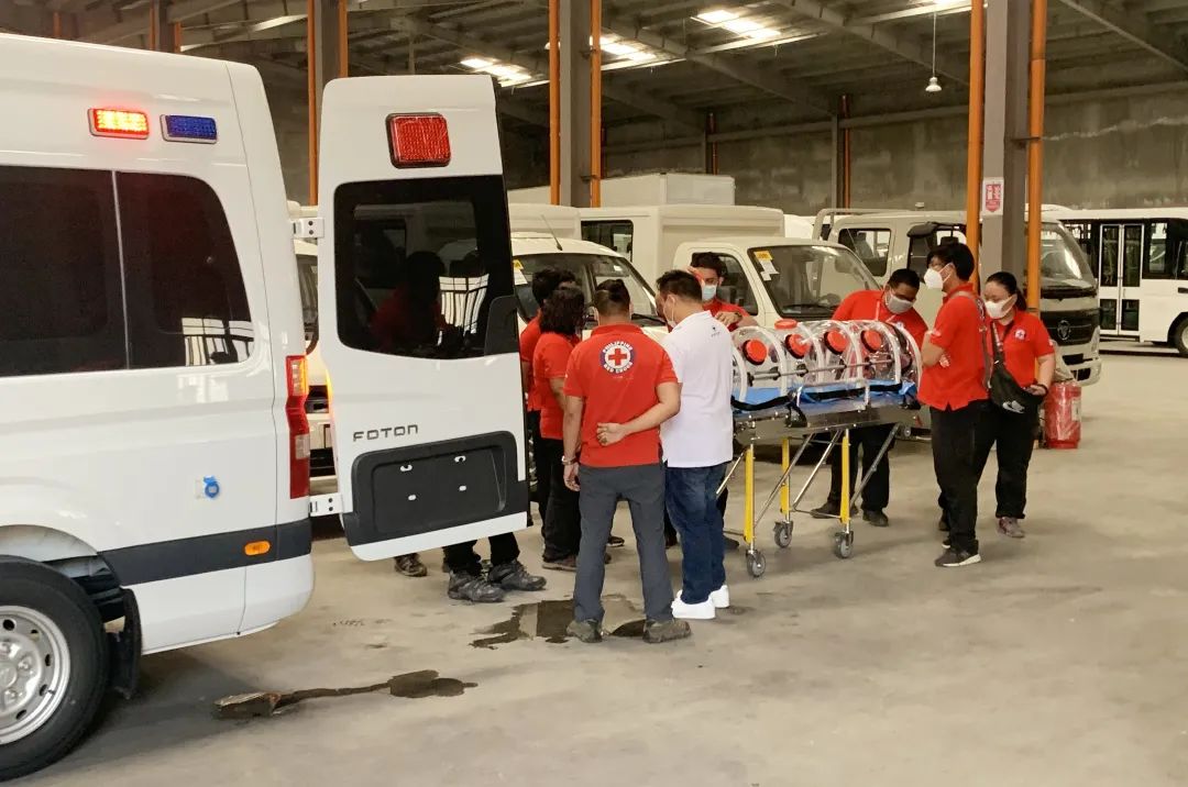 菲律宾国家首批负压救护车已抵达战场