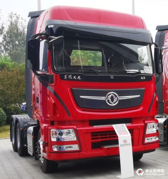 东风商用车2大品牌系列5款车型亮相2021梁山车展