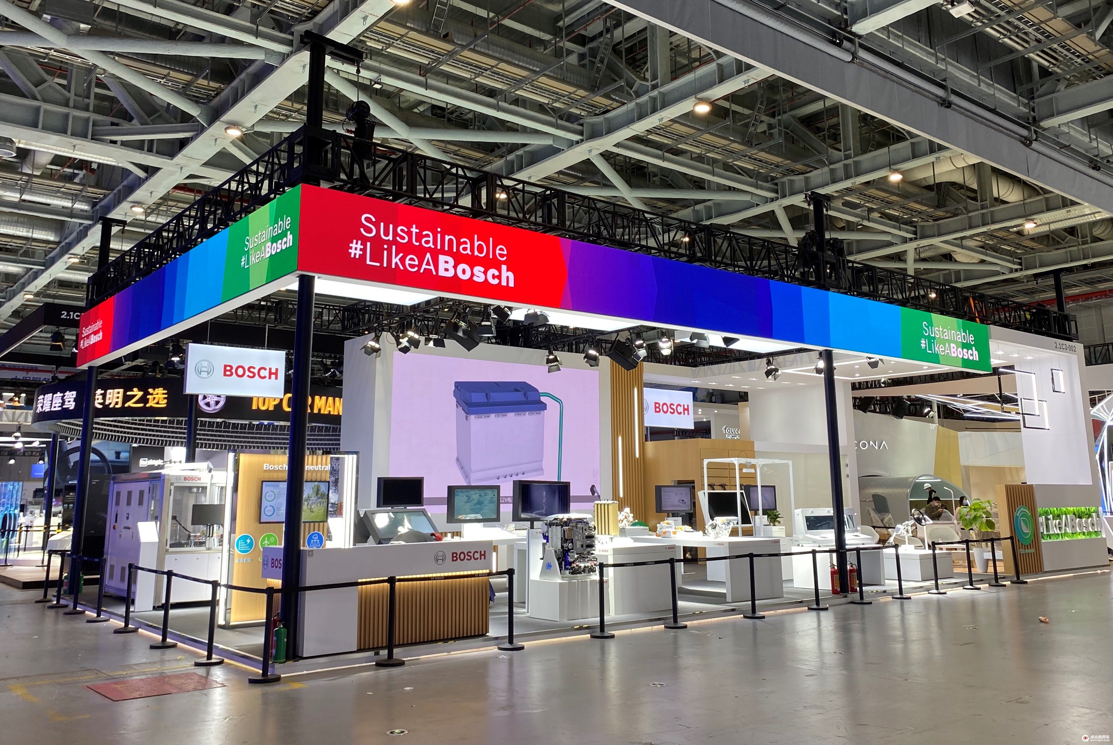 在本届进博会上,博世将继续搭建两大展台:一个位于二号馆(汽车展区